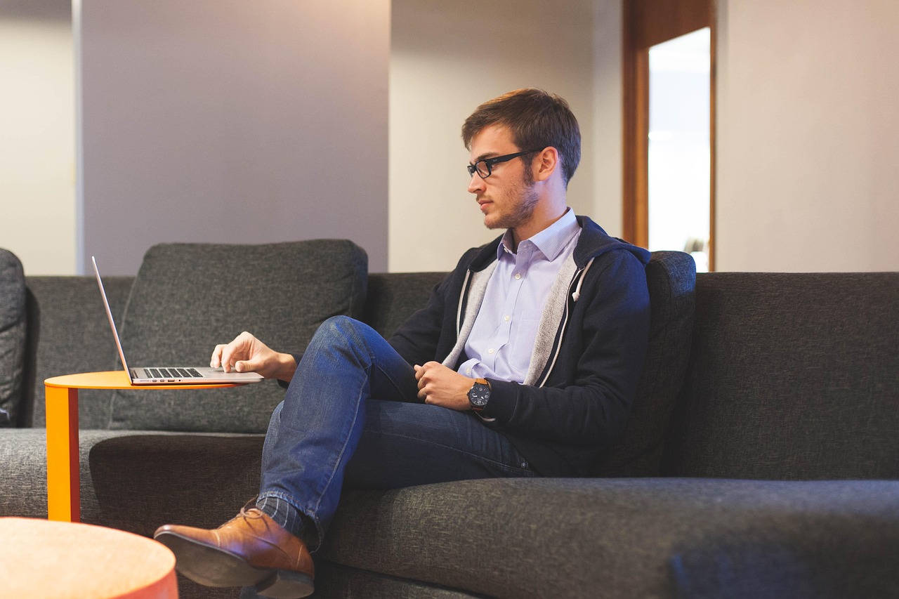 découvrez des conseils, des ressources et des stratégies pour réussir en tant qu'entrepreneur. inspirez-vous des parcours de professionnels, apprenez à gérer votre entreprise et booster votre croissance. pour les entrepreneurs de tous niveaux, plongez dans un monde d'opportunités et d'innovation.