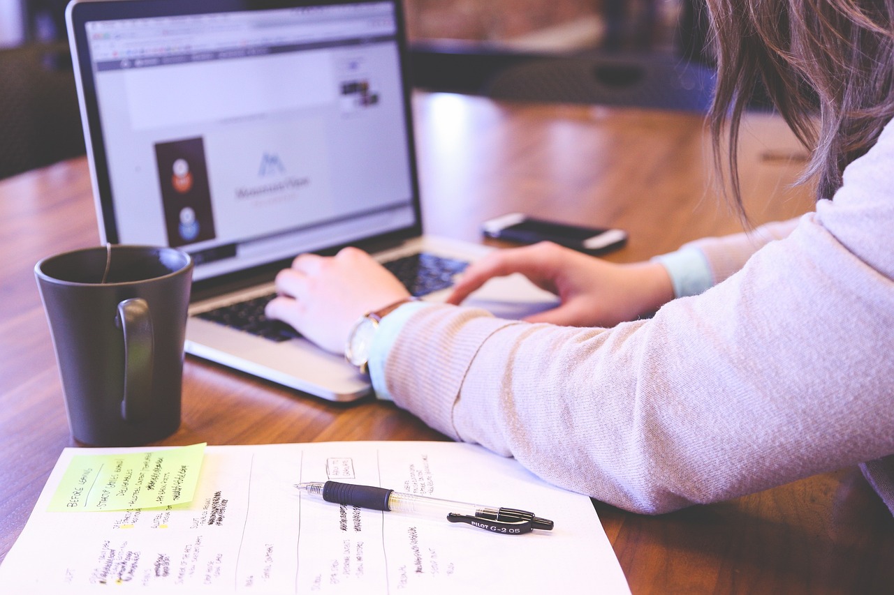 découvrez comment construire et maintenir une réputation d'entreprise solide. apprenez les meilleures pratiques pour gérer votre image de marque, soigner votre présence en ligne et fidéliser vos clients grâce à une réputation positive.