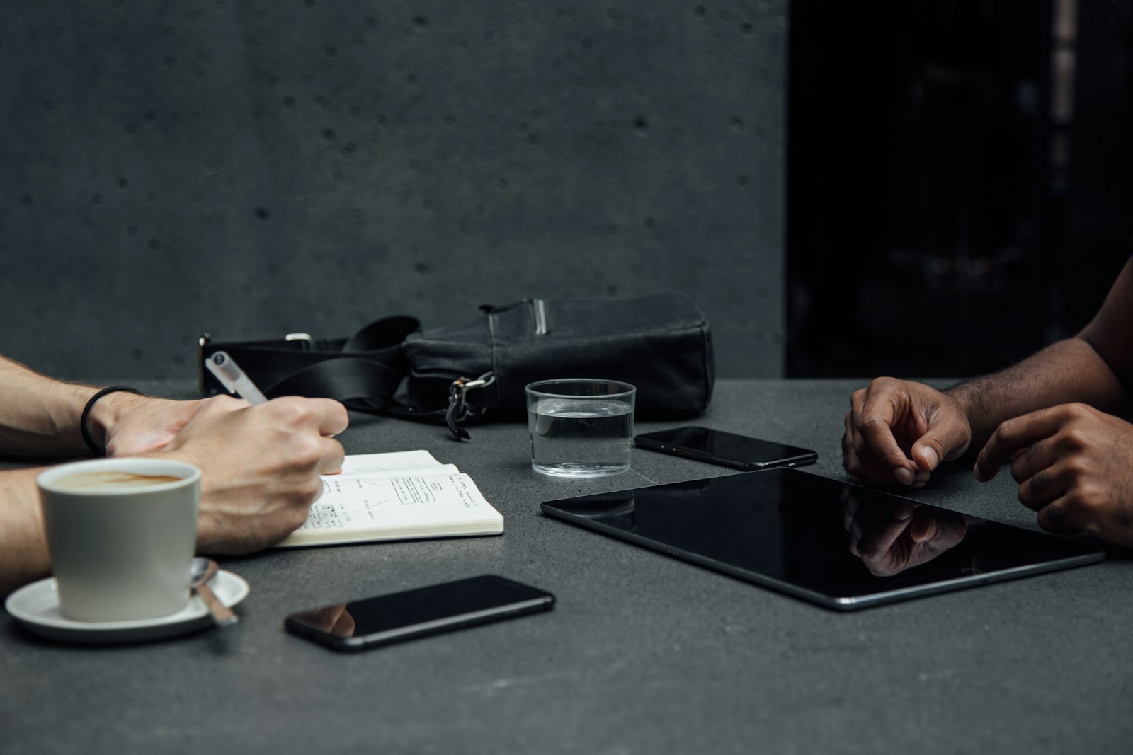 Les Défis Juridiques des Nouvelles Technologies : Un Guide Complet pour les Entreprises Innovantes