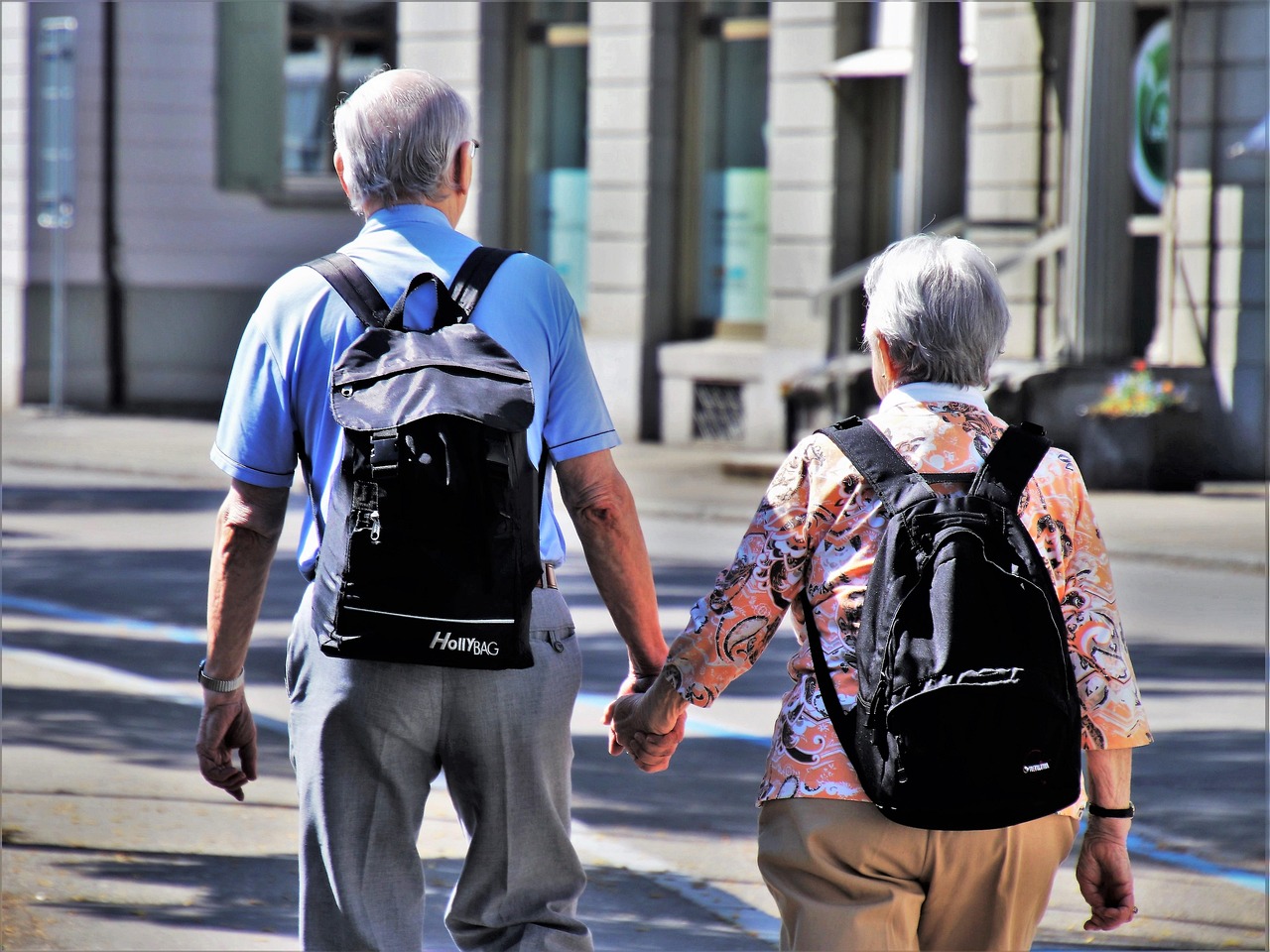 découvrez tout ce qu'il faut savoir sur les avantages de la retraite : types de prestations, conditions d'éligibilité et conseils pour bien préparer votre avenir financier.